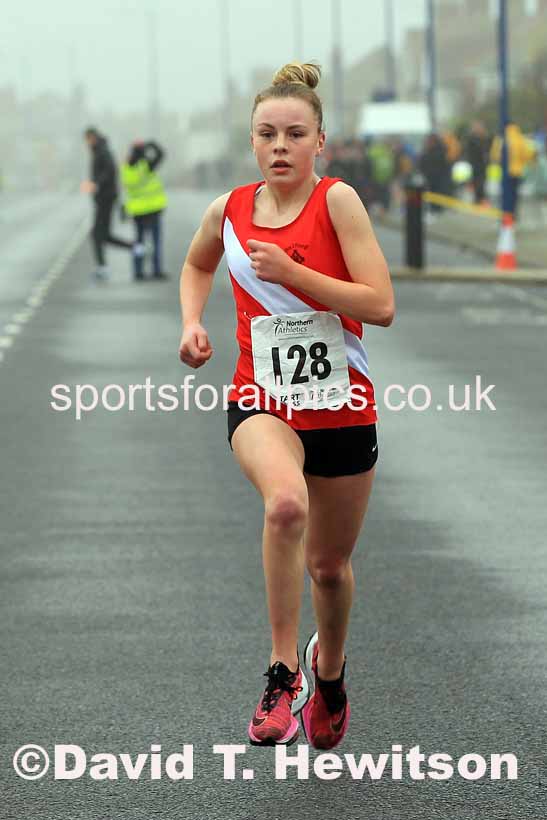 Girls under-15s 5k, 2023 Northern Mens 12 stage and Womens 6 Stage Relays and Young Athletes, Redcar. Photo: David T. Hewitson/Sports for All Pics